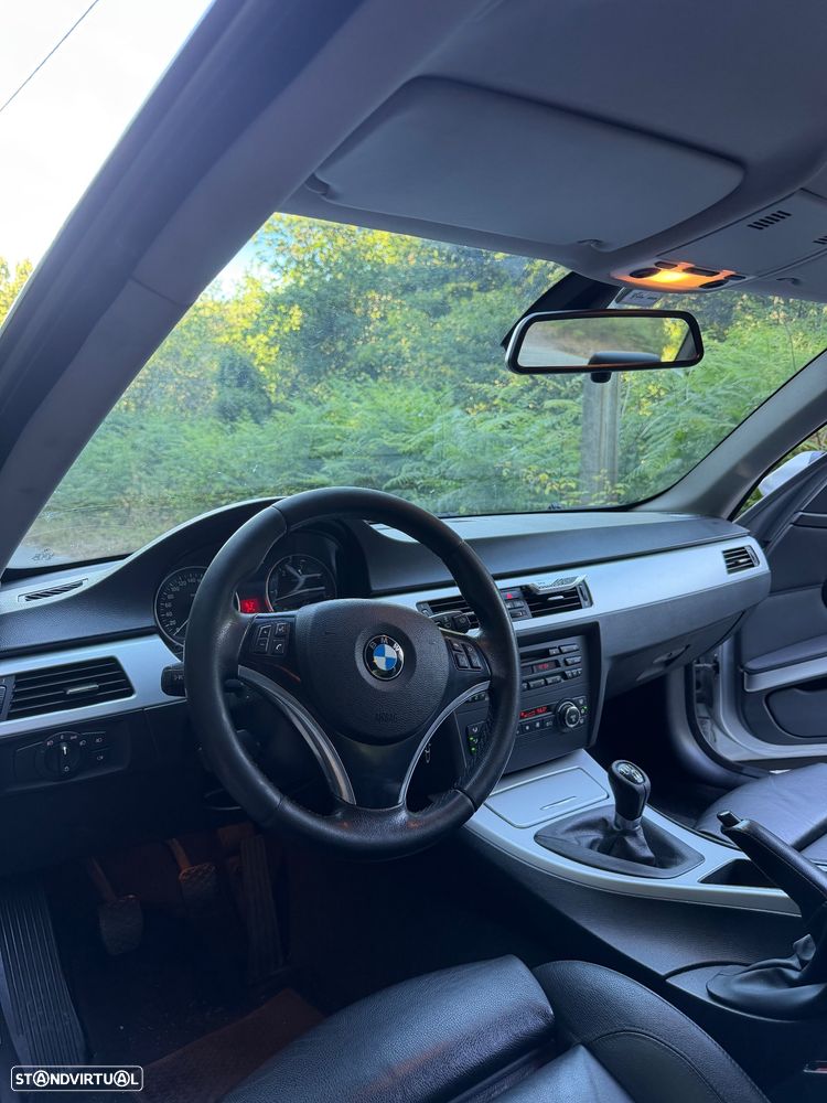 BMW 330 d - 14