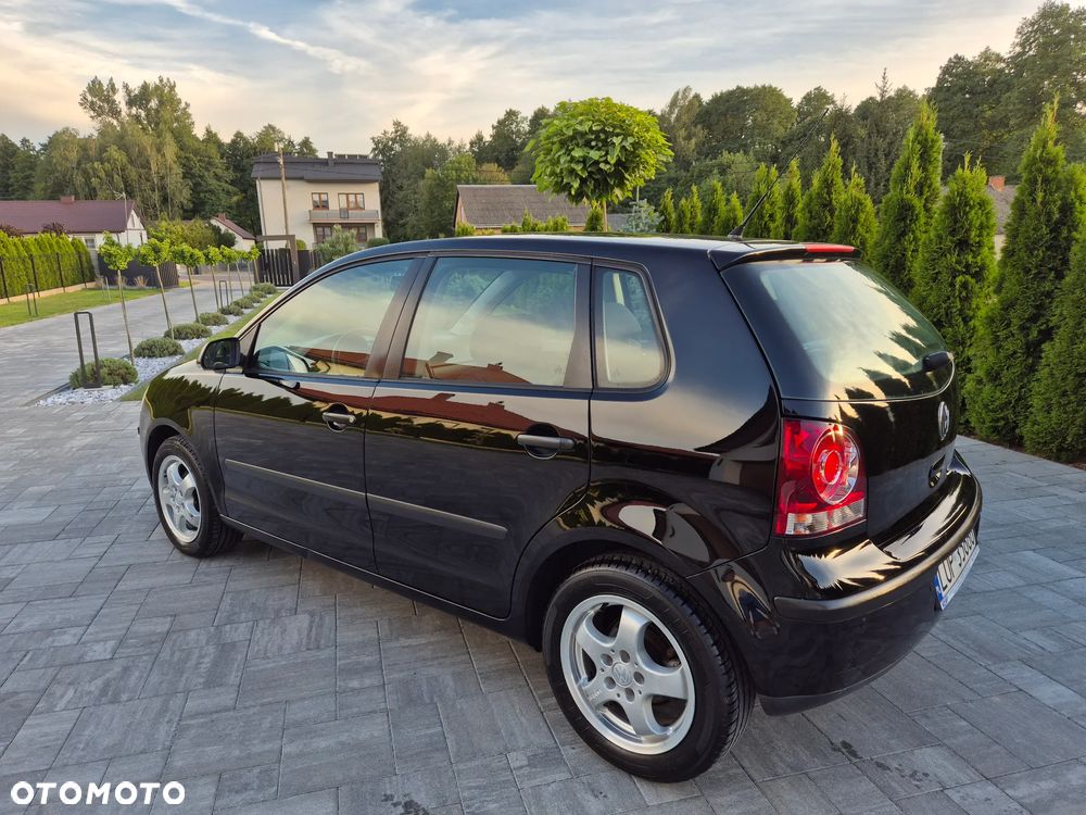 Volkswagen Polo 1.4 16V Q-Line - 3