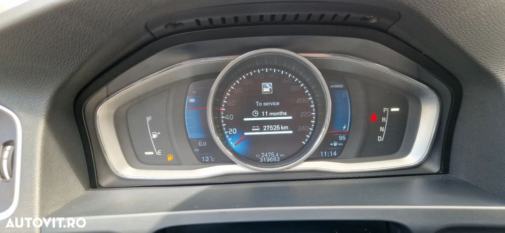 Volvo V60 D6 Plug-In-Hybrid AWD Geartronic Summum - 17