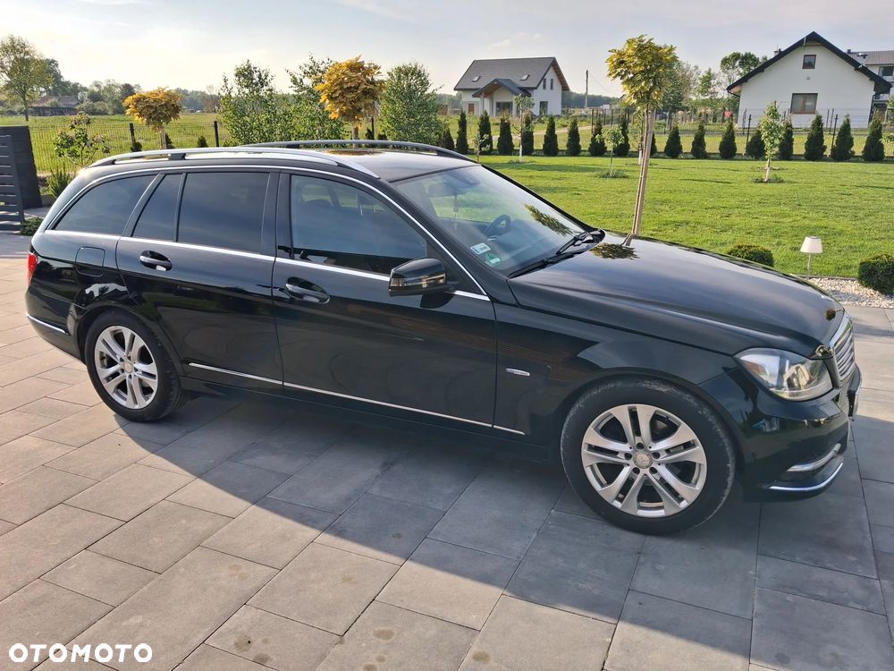 Mercedes-Benz Klasa C 220 CDI BlueEff Edition Avantgarde - 1