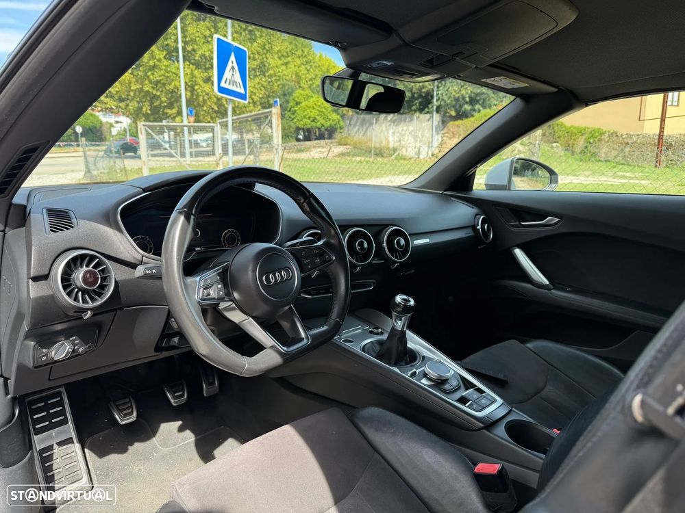 Audi TT Roadster 2.0 TDI ultra - 10