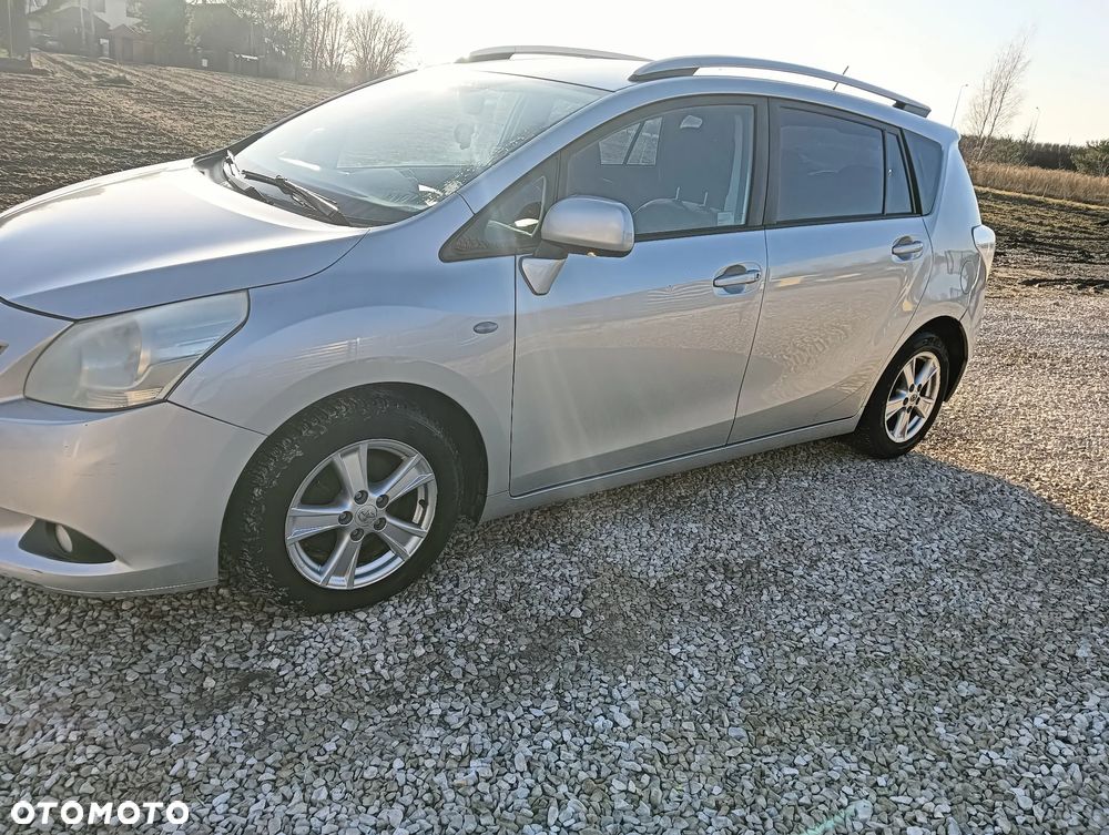 Toyota Verso 2.0 D-4D Sol SW 7os - 12