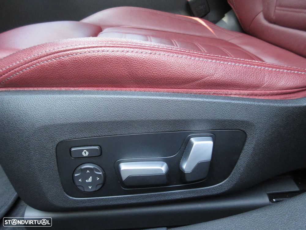 BMW i4 M50 - 33