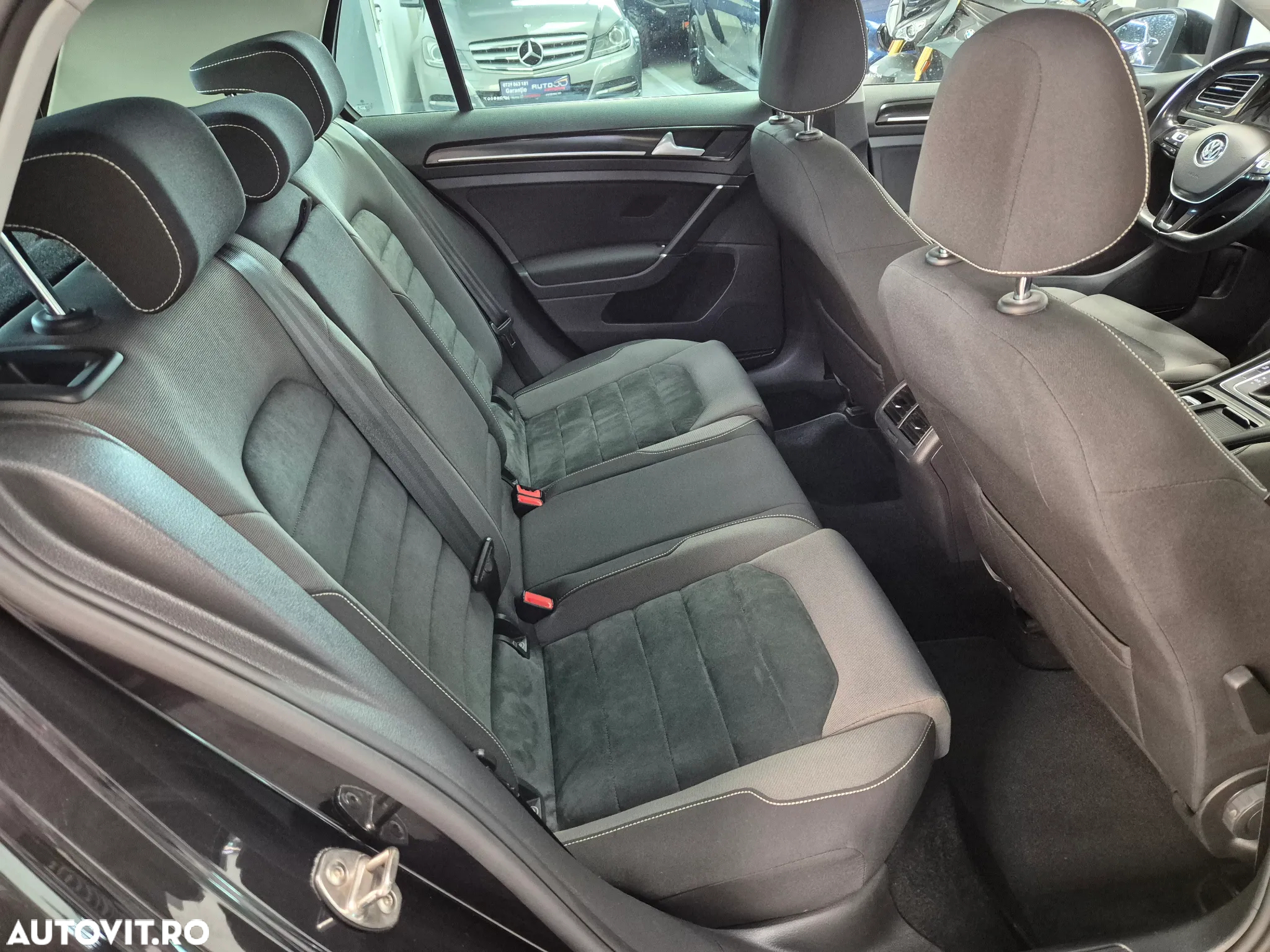 Volkswagen Golf 1.6 TDI DPF BMT DSG Highline - 17