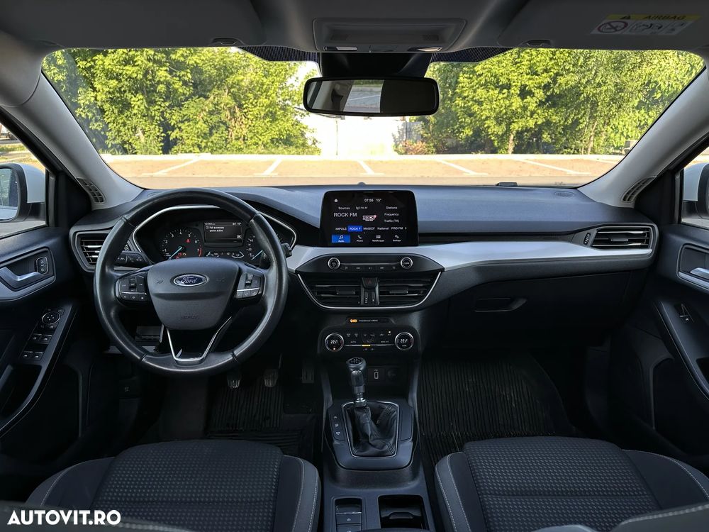 Ford Focus 1.0 EcoBoost Trend - 9