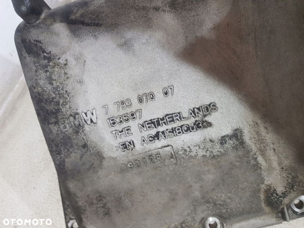 miska oleju olejowa 7793070 bmw e60 e61 lci eur 3.0d m57d30 xdrive - 9