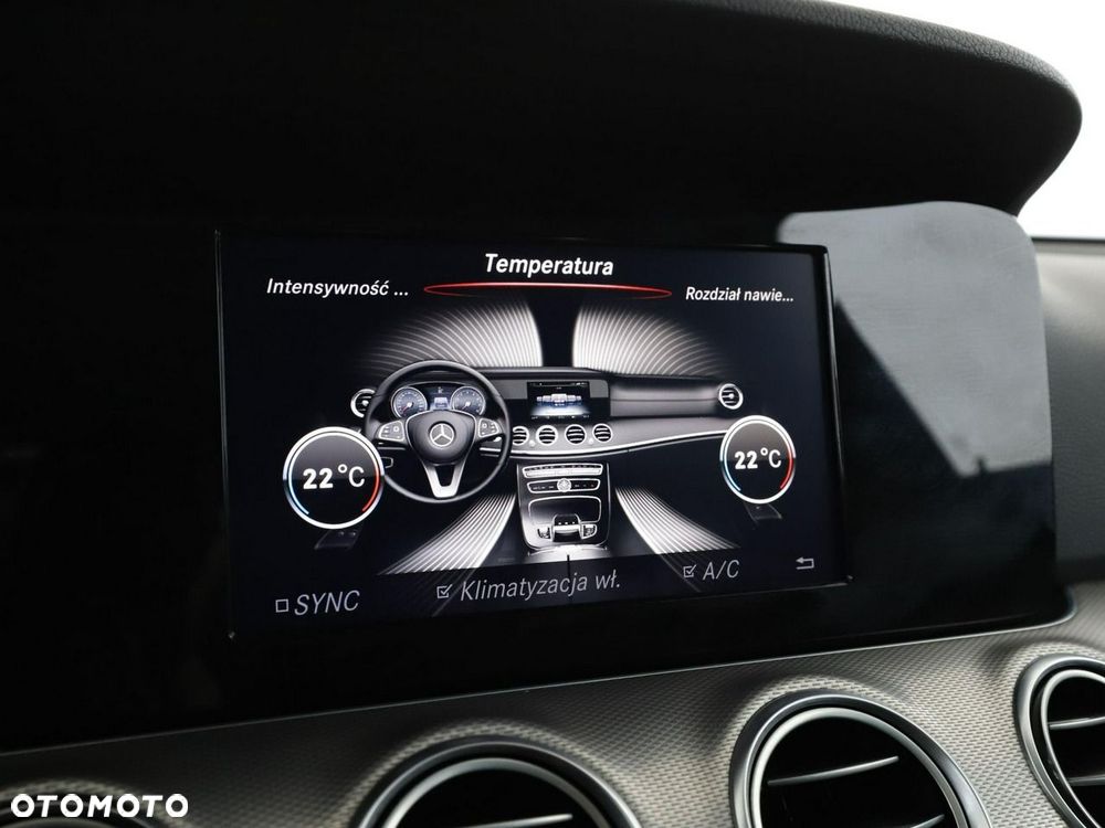 Mercedes-Benz Klasa E 220 d Avantgarde - 27