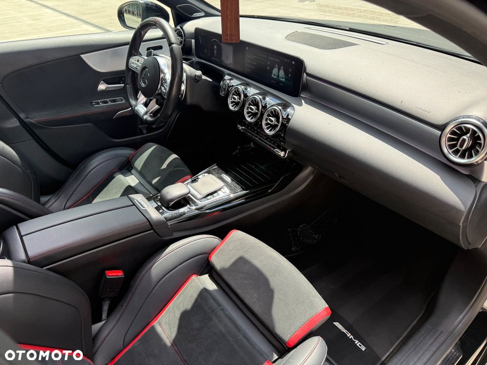 Mercedes-Benz Klasa A AMG 35 4Matic AMG Speedshift DCT 7G - 17