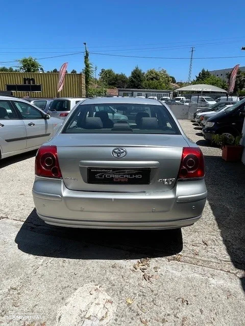 Toyota Avensis SD 2.0 D-4D - 9