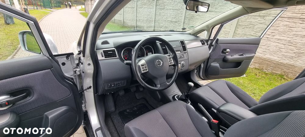 Nissan Tiida 1.6 acenta - 14