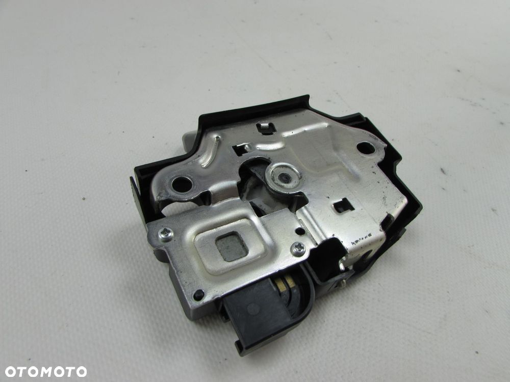 LEXUS IS 2 XE20 05-13 ZAMEK KLAPY BAGAZNIKA 64600-53040 - 8