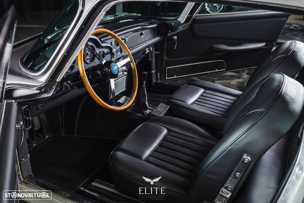 Aston Martin DB5 Coupé - 14