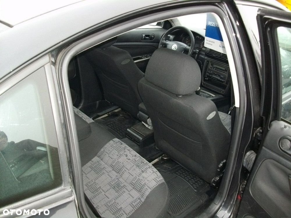Volkswagen Passat - 7