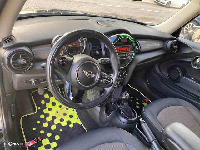 MINI 3 Portas One D - 6