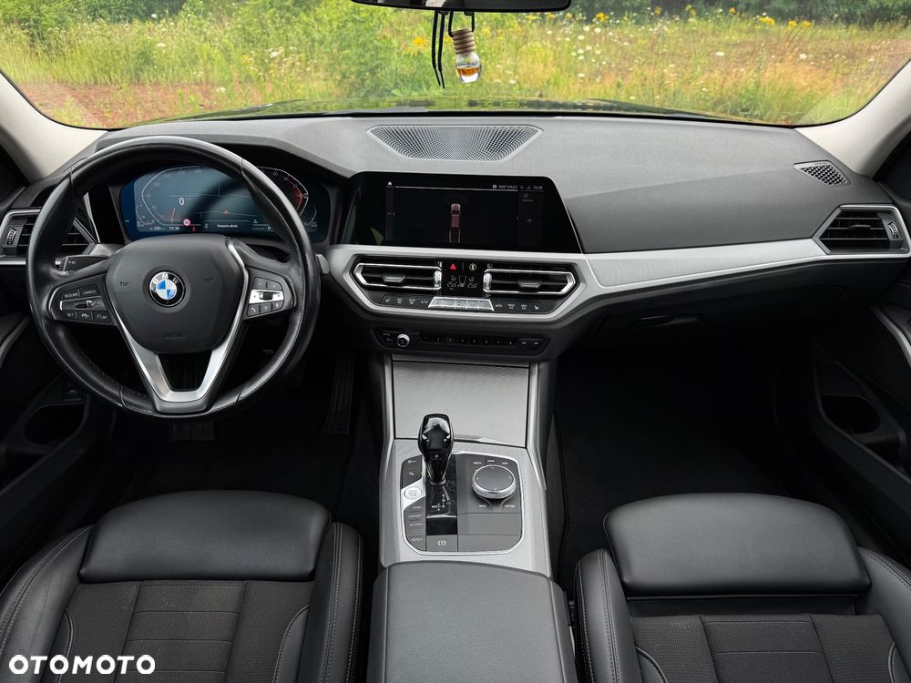 BMW Seria 3 318d Business Edition - 17