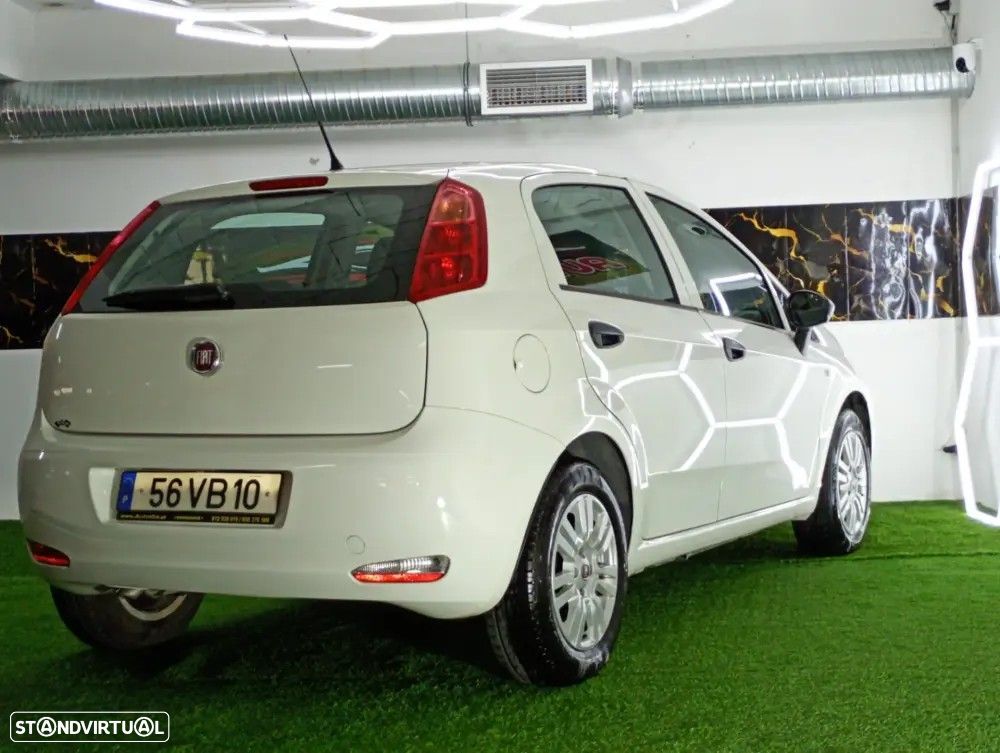 Fiat Punto 1.3 M-Jet Easy S&S - 33