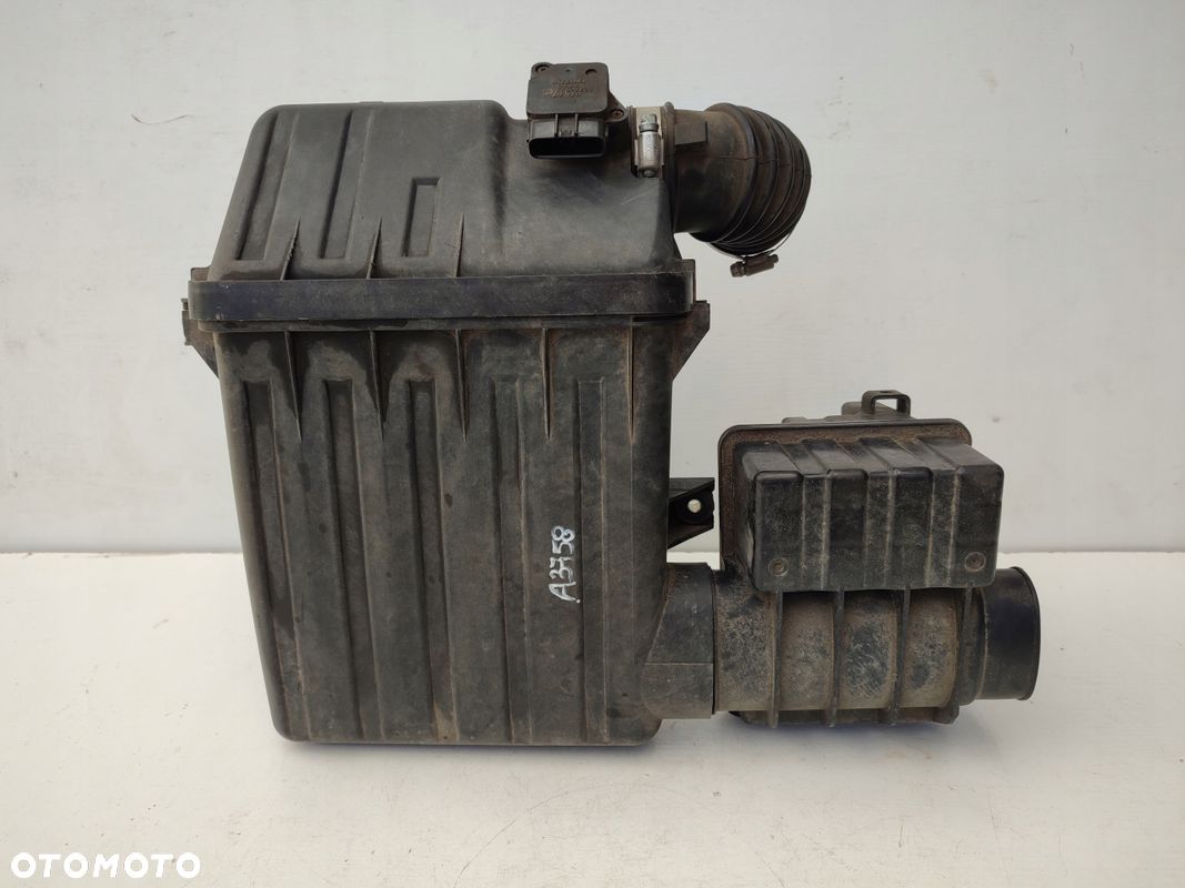 Obudowa filtra powietrza rezonator SUZUKI SWIFT IV MK6 1.3 BENZYNA - 1