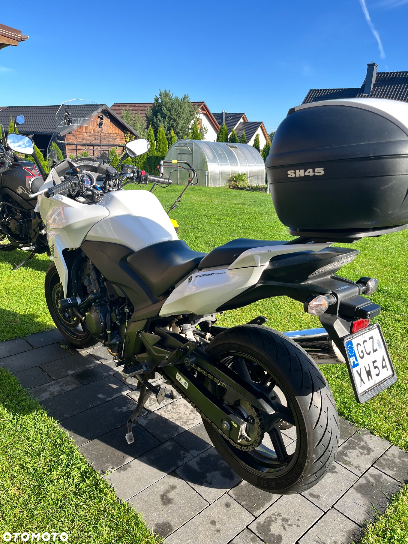 Honda CBF - 8