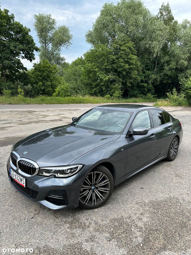 BMW Seria 3 330i xDrive M Sport sport - 3