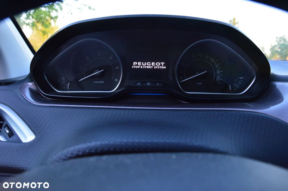 Peugeot 2008 - 24