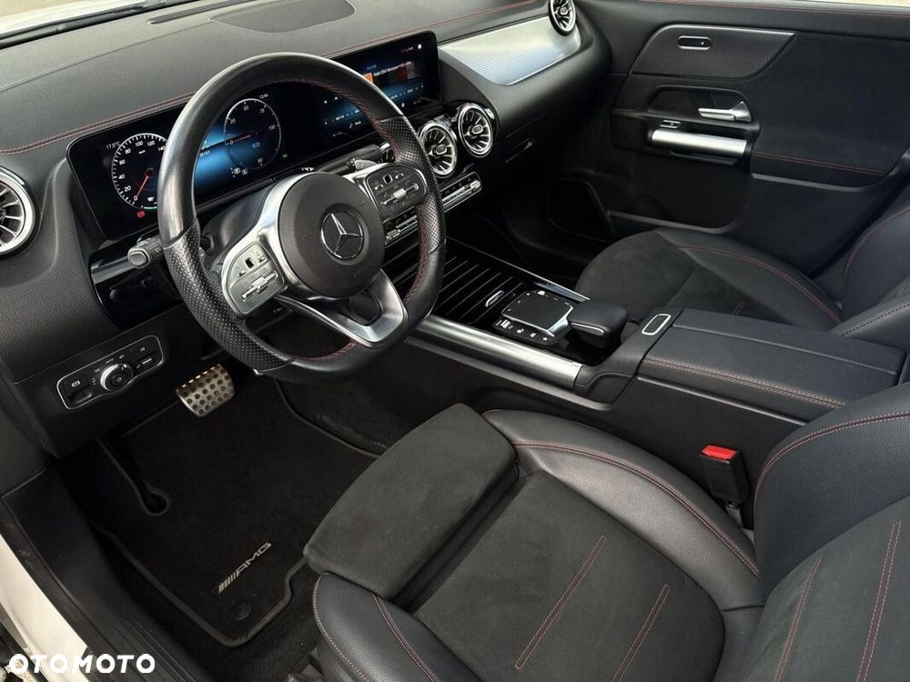 Mercedes-Benz EQA - 12