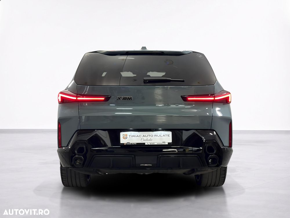 BMW XM - 5