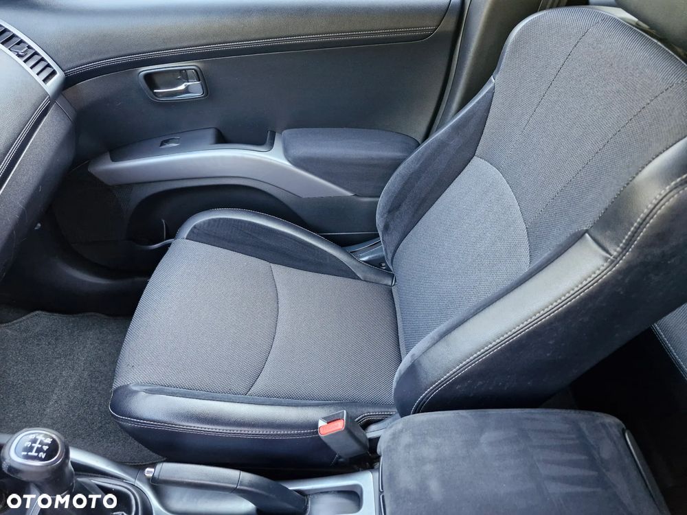 Mitsubishi Outlander 2.0 2WD Invite - 20