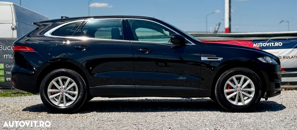Jaguar F-Pace - 4