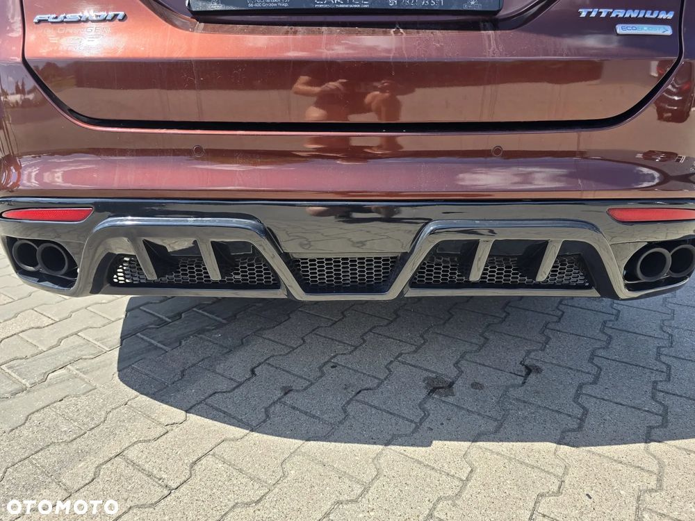 Ford Fusion - 23