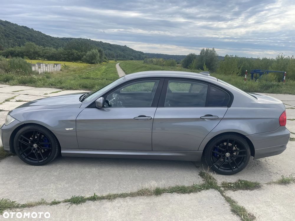 BMW Seria 3 318d - 2