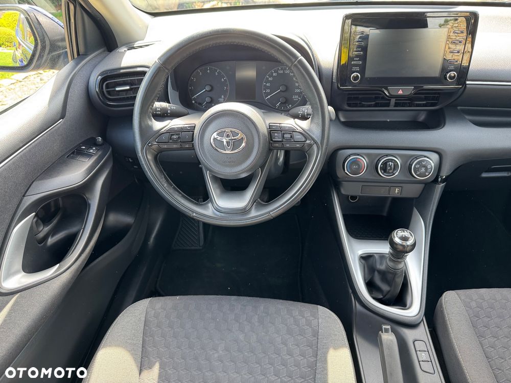 Toyota Yaris 1.5 Comfort - 10
