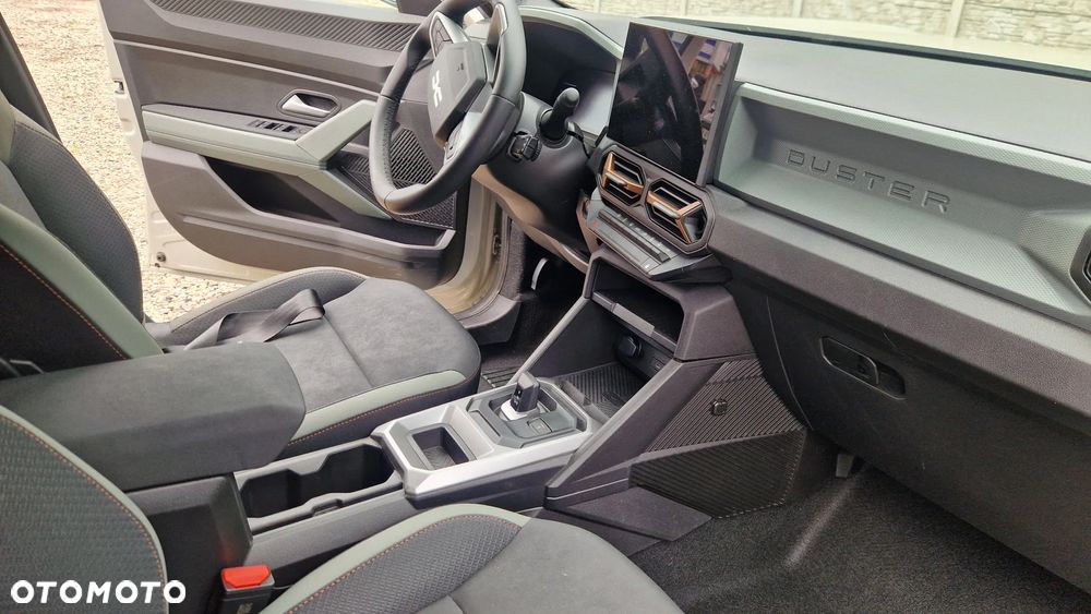 Dacia Duster 1.6 Full Hybrid 140 Journey+ MMT - 13