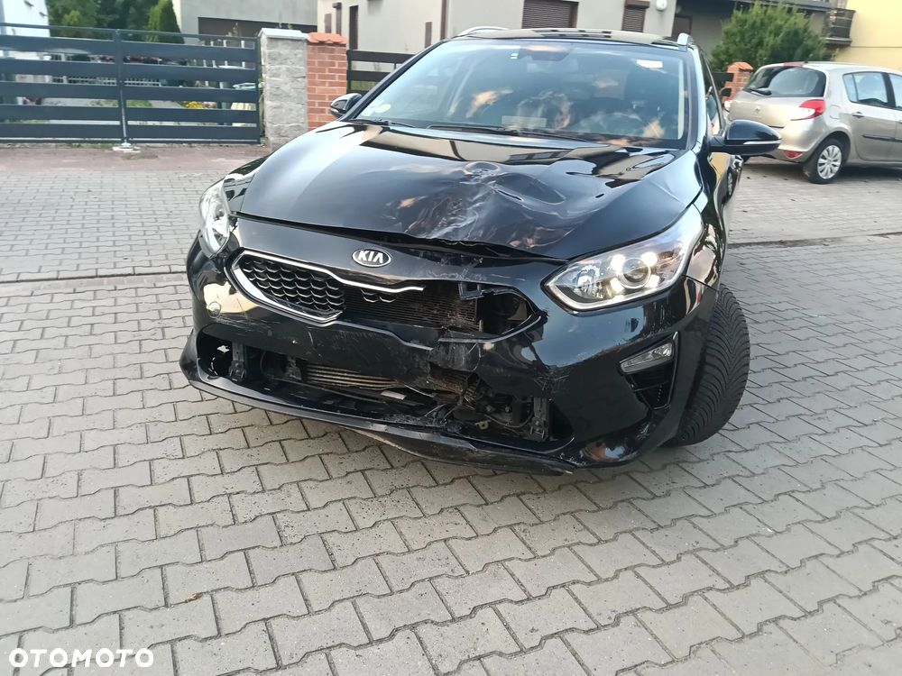 Kia Ceed - 19