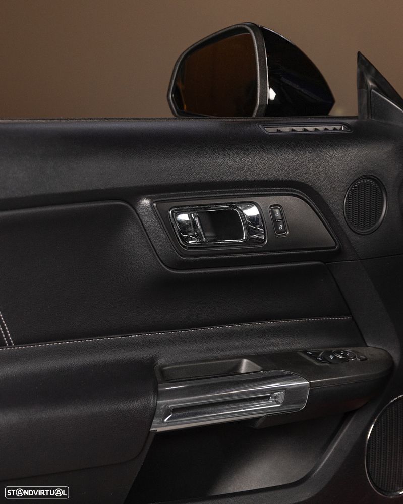 Ford Mustang 2.3 Eco Boost - 17