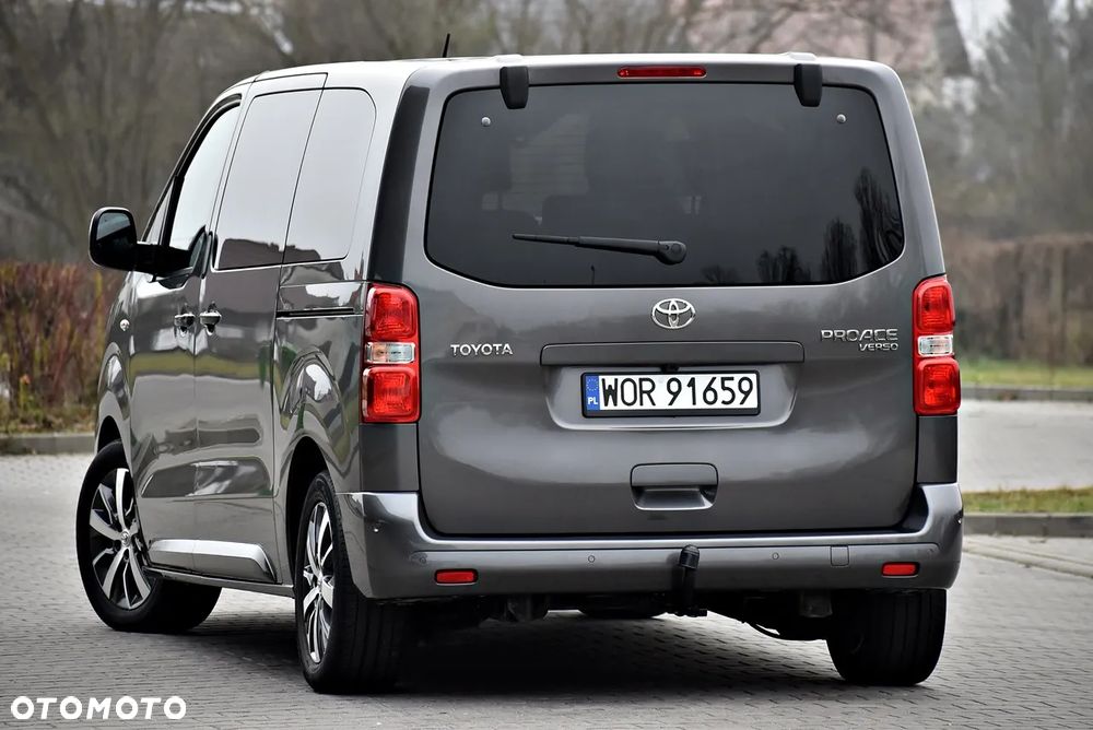 Toyota Proace Verso 2.0 D4-D Medium VIP - 31