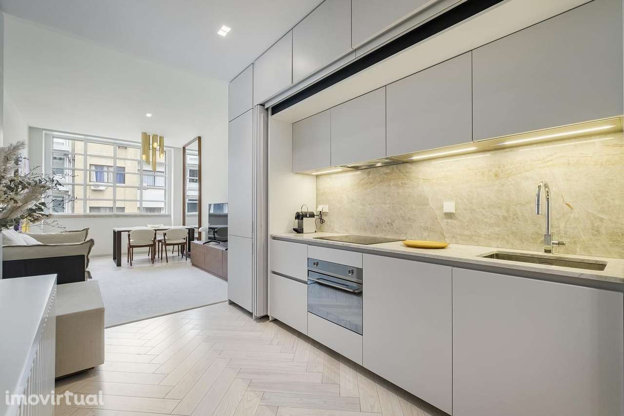 Apartamento T1 com estacionamento, Avenida da Liberdade, Lisboa - Grande imagem: 2/47