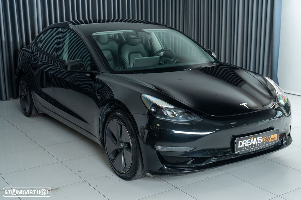 Tesla Model 3 Long Range Tração Traseira - 17