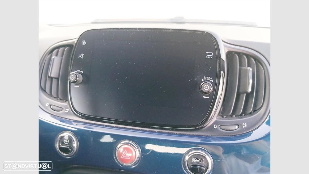 Fiat 500 1.0 Hybrid Lounge - 22