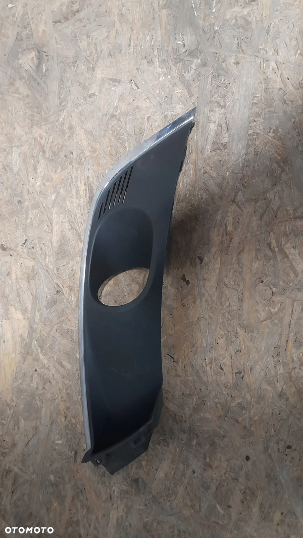 kratka w zderzak przod lewa megane 4 IV