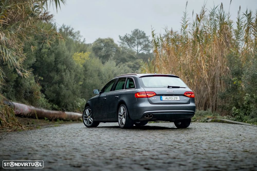 Audi A4 Avant 2.0 TDI Business Line Sport - 5