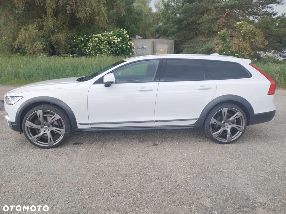 Volvo V90 D4 AWD Geartronic - 1