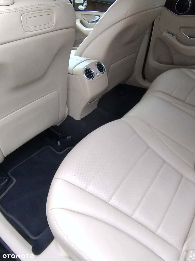 Mercedes-Benz GLC 300 4Matic 9G-TRONIC Edition 1 - 12