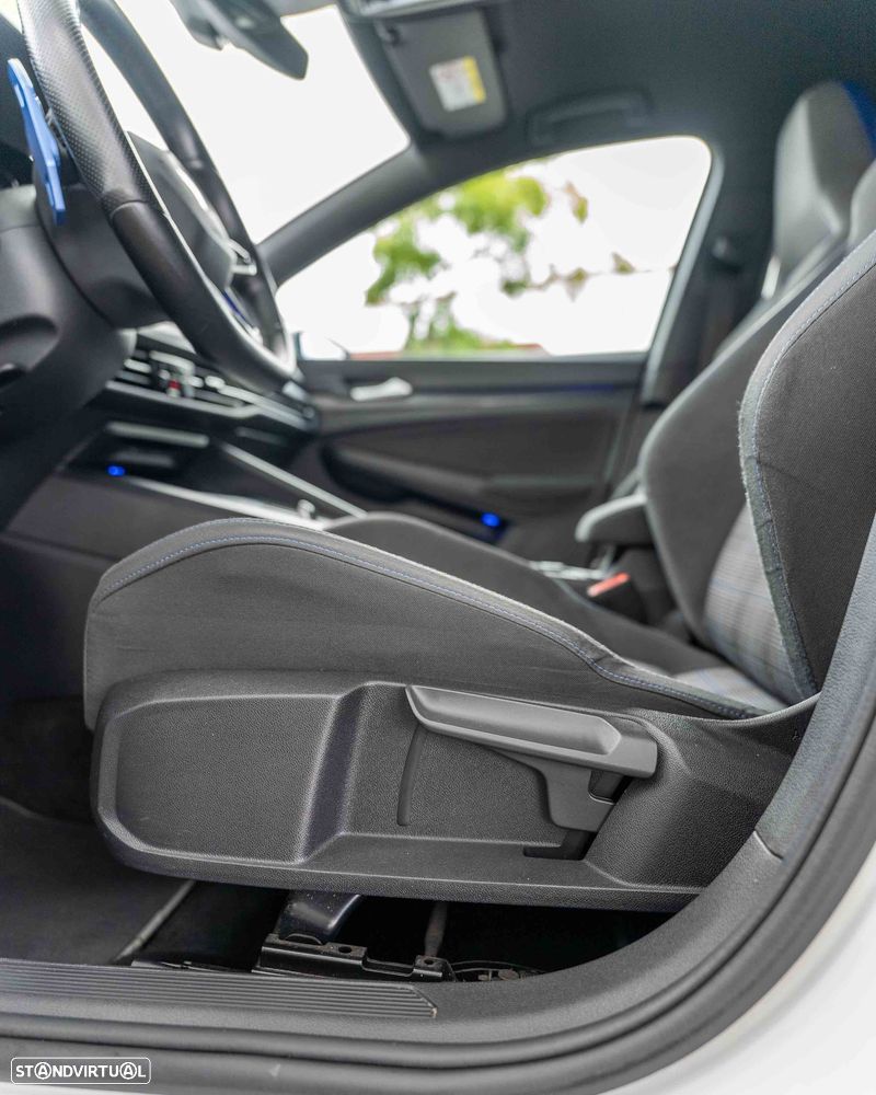 VW Golf 1.4 eHybrid OPF DSG GTE - 35
