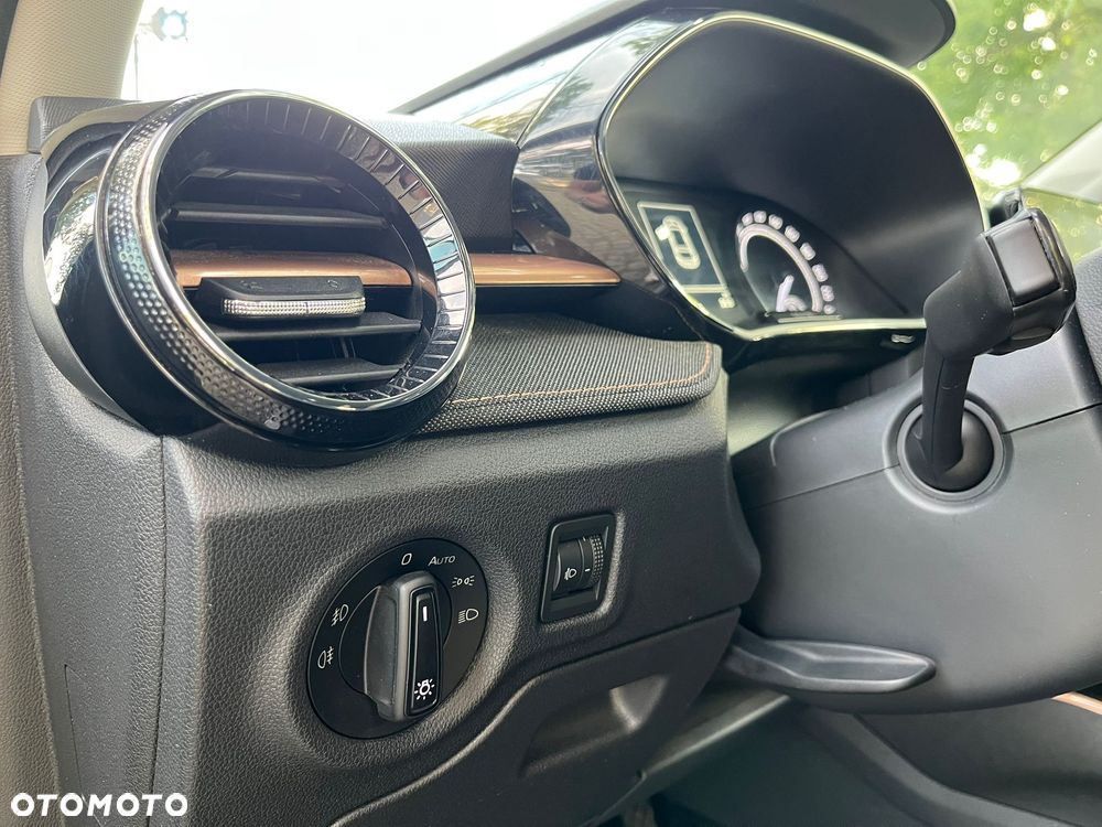 Skoda Fabia 1.0 TSI Style Color DSG - 21