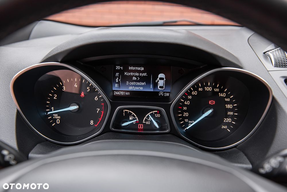 Ford Kuga 1.5 EcoBoost 2x4 ST-Line - 11