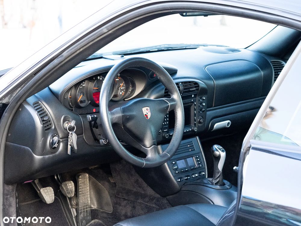 Porsche 911 Targa - 13