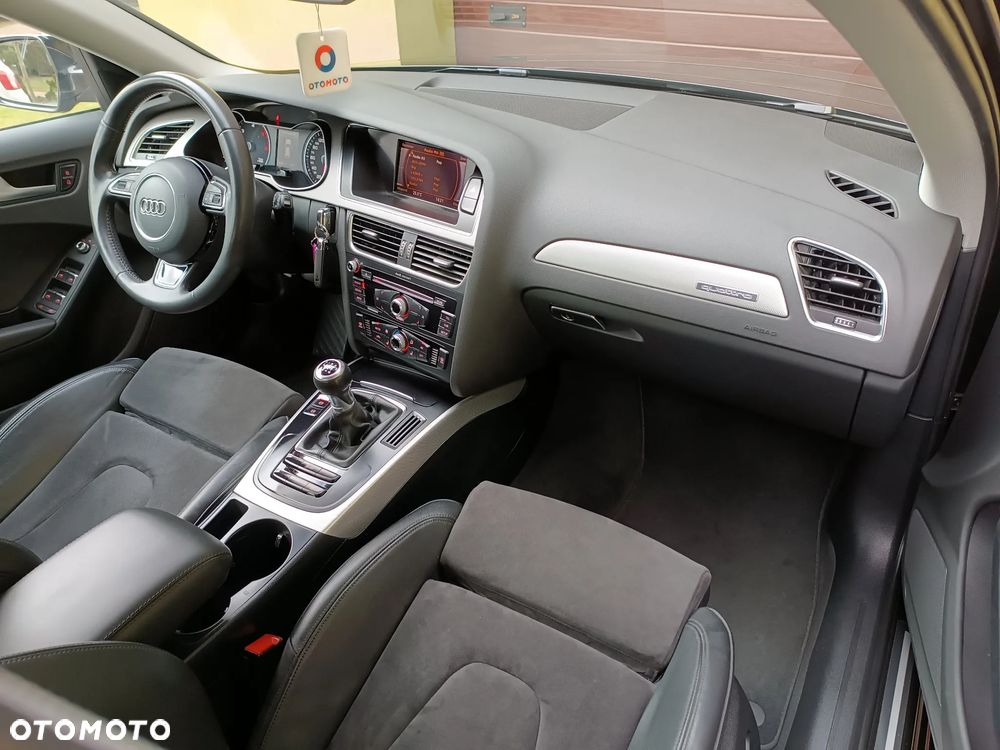Audi A4 Avant 2.0 TDI DPF quattro Attraction - 14