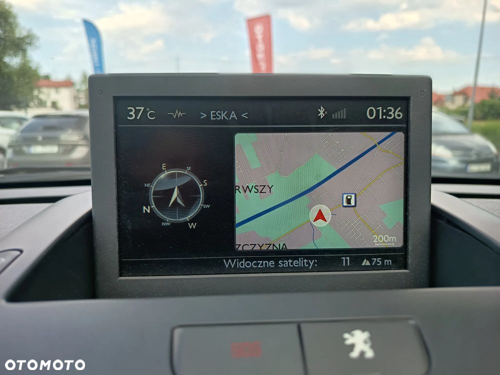 Peugeot 5008 BlueHDI 120 EAT6 Stop & Start Allure - 24