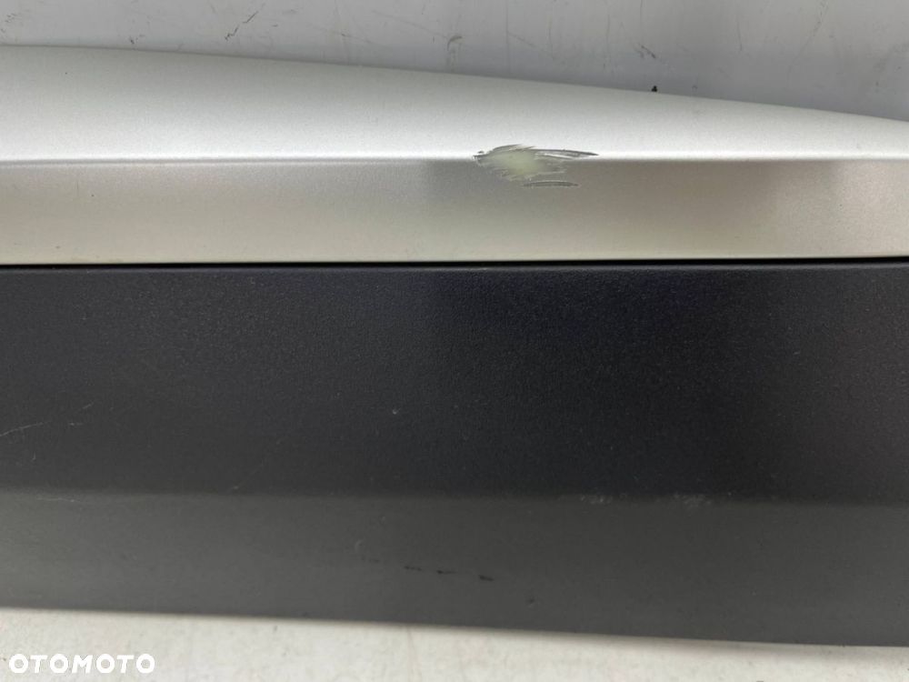 Listwa MG ZS MG VS MG ZS EV 17r.- LEWA TYLNA dolna nakładka drzwi lewy tył p10360770 - 10