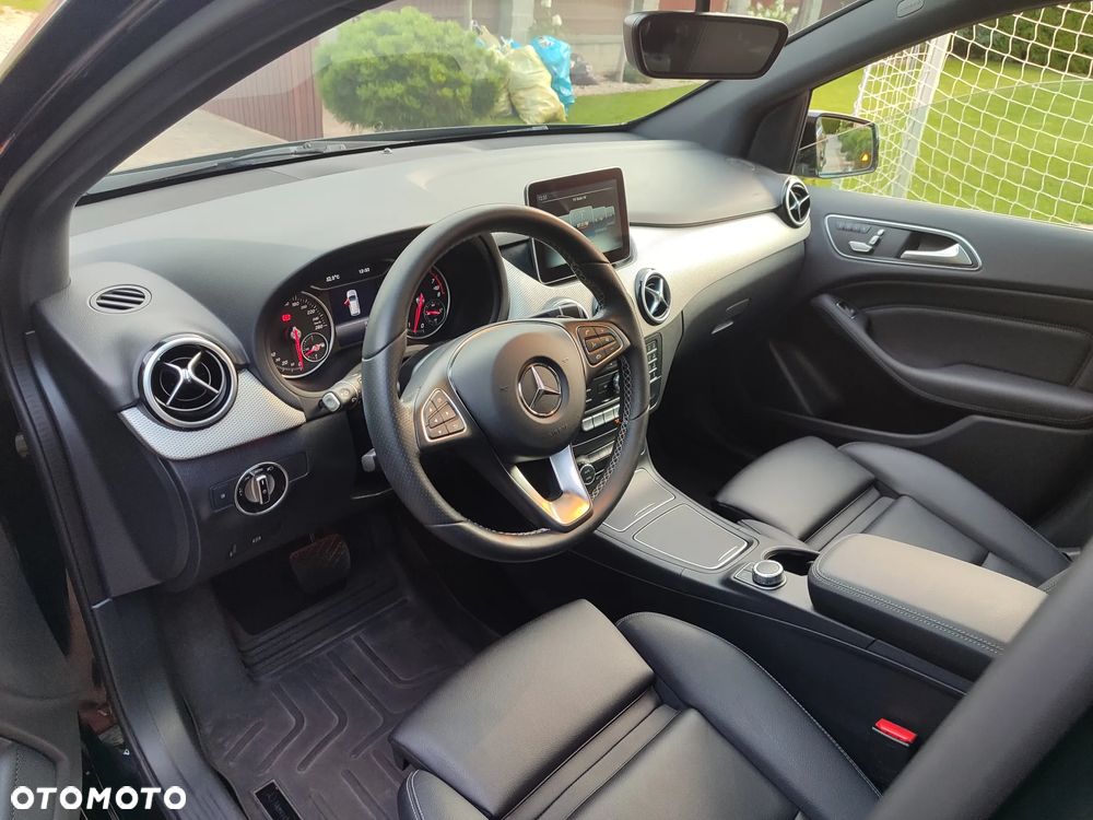 Mercedes-Benz Klasa B 250 4Matic 7G-DCT Edition - 20